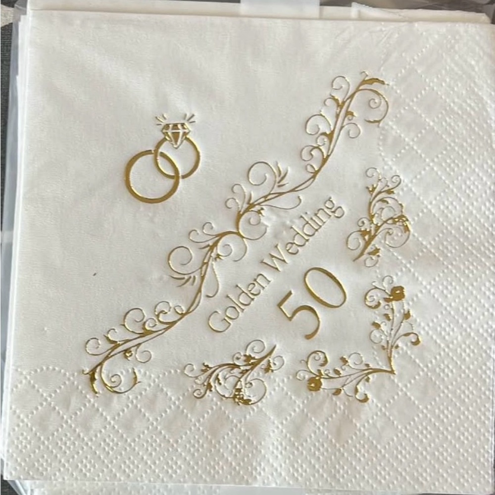 Crisky Gold 50th Anniversary Napkins